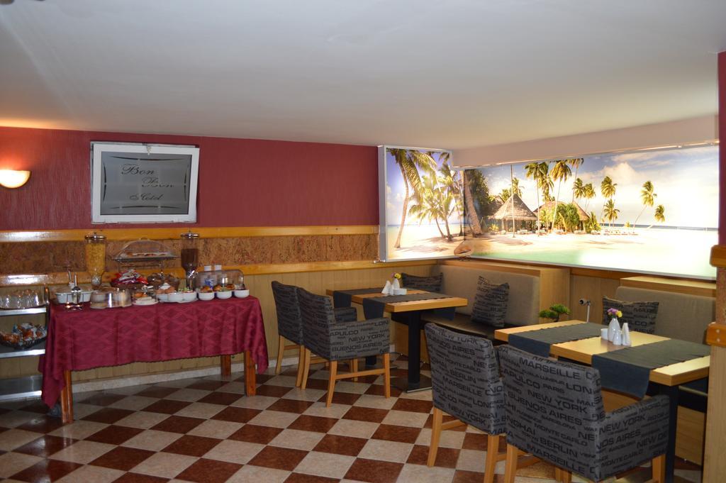 Bon Bon Hotel София Экстерьер фото