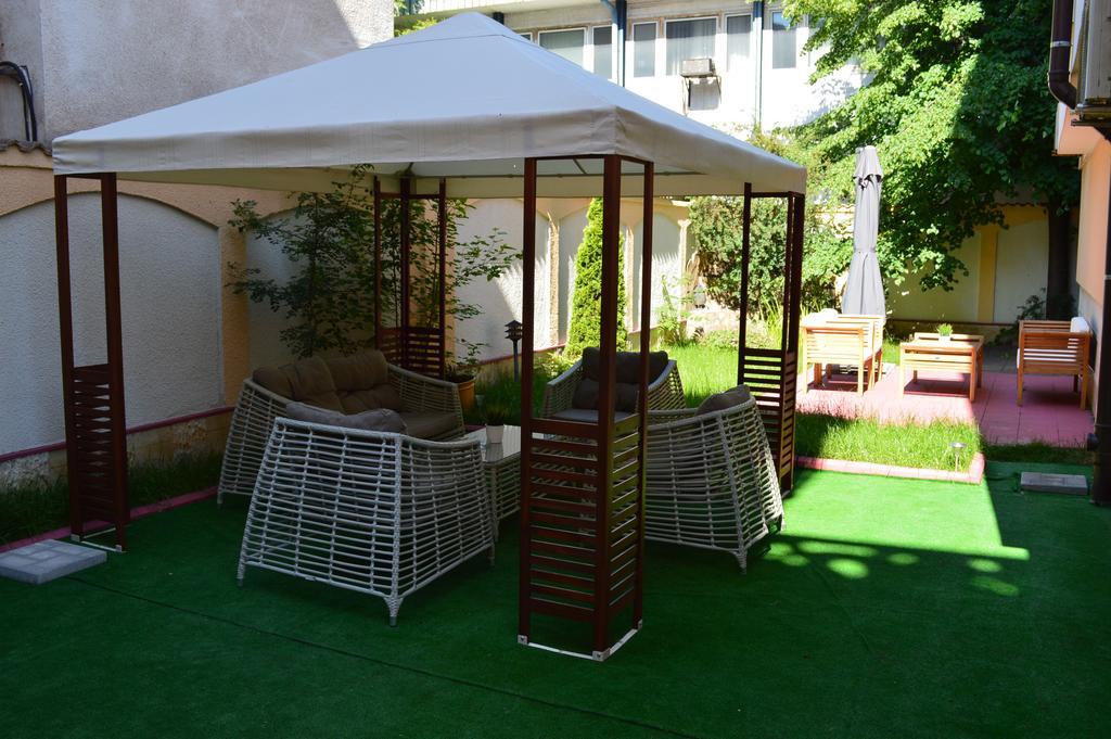 Bon Bon Hotel София Экстерьер фото