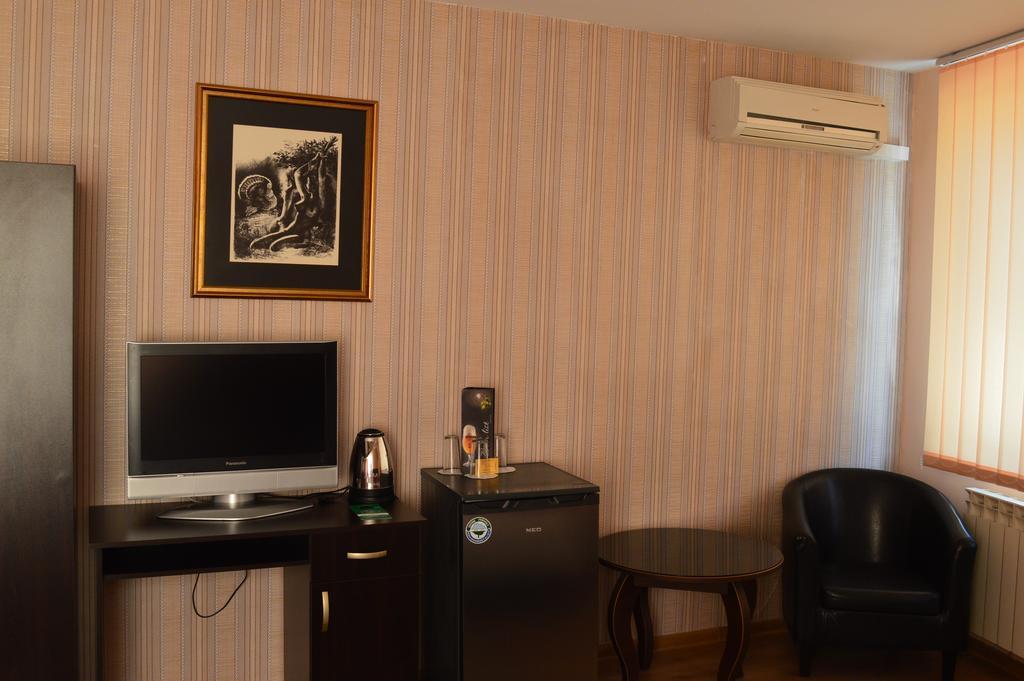 Bon Bon Hotel София Экстерьер фото
